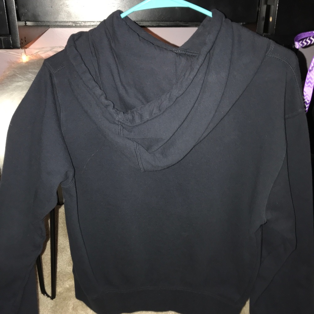 Sweatshirt - Picture 2 of 2